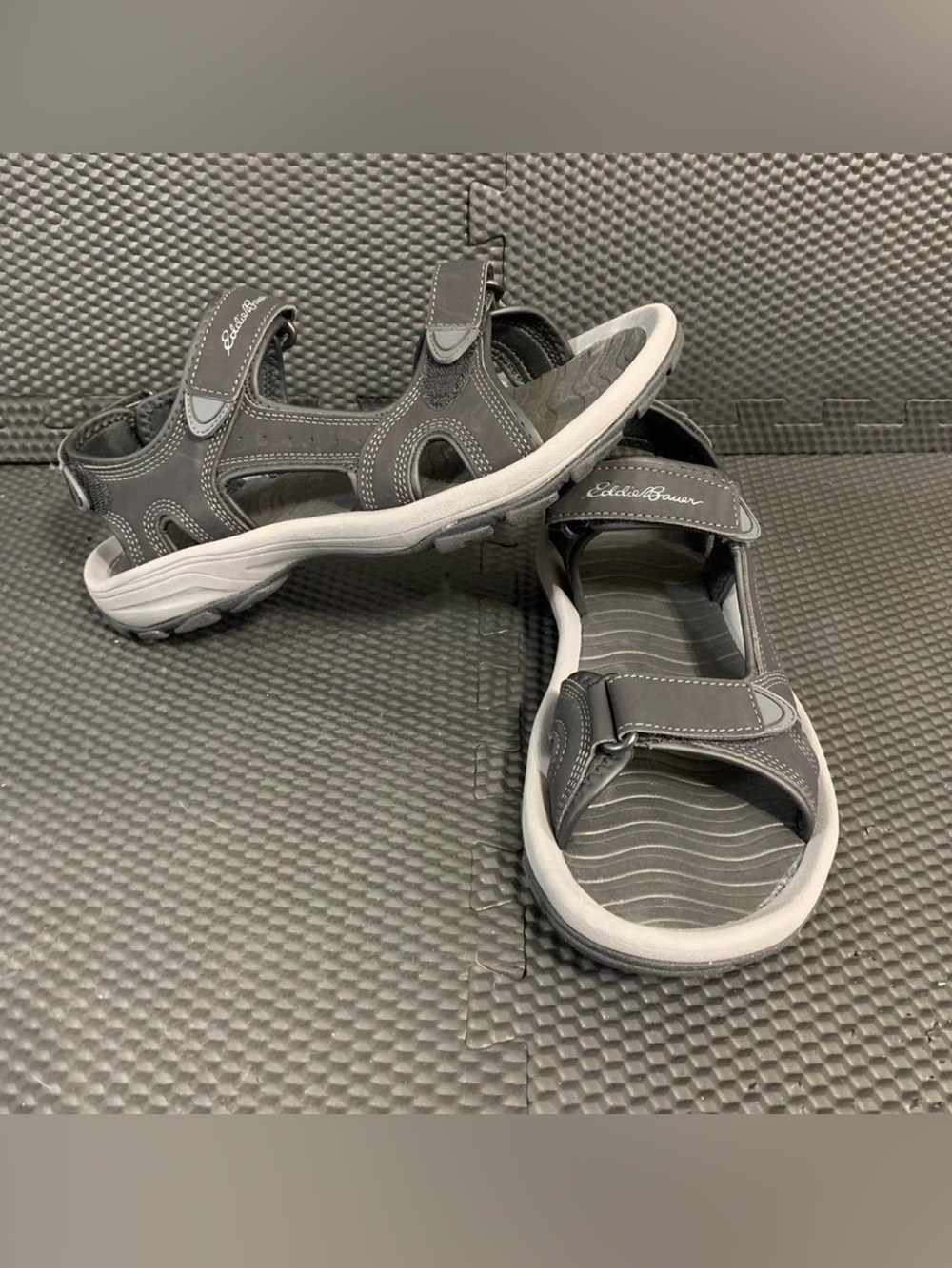 Eddie Bauer Atlas Strap Sandals Men’s Size 10 M Black Grey
